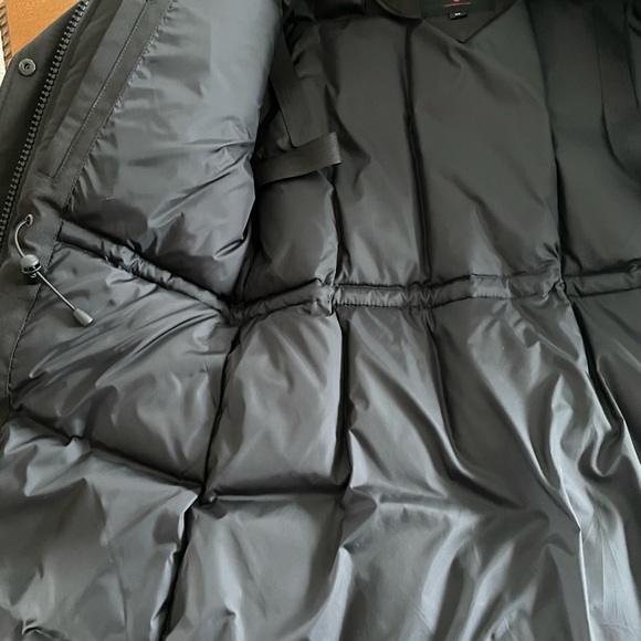 Canada Goose Jacket - Picture 4 of 11